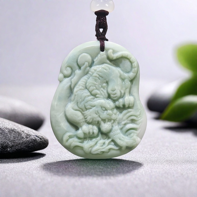 Men Accessories To Gift - Kalung liontin harimau giok asli hijau